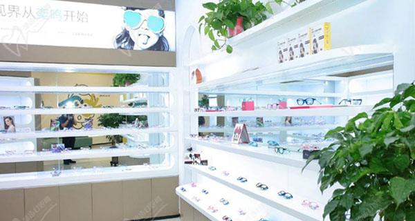 西安奕鳴眼科醫(yī)院王從毅<span style=