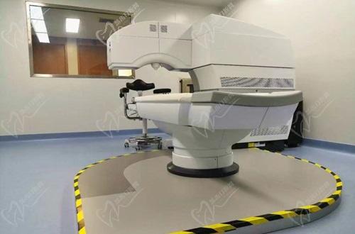 烏魯木齊普瑞眼科醫(yī)院醫(yī)生名單