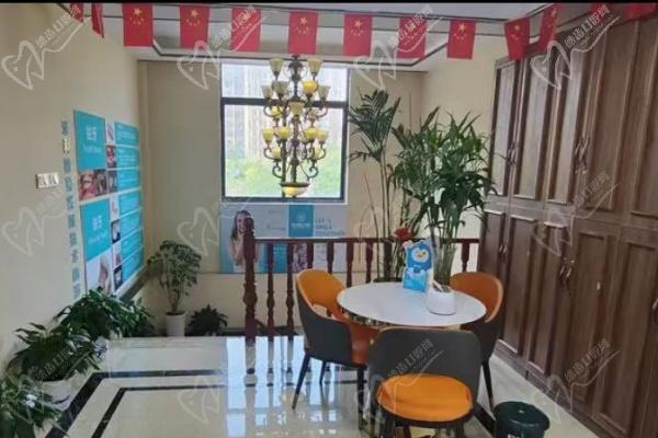 南昌輝煌口腔醫(yī)院位置在哪里?16家分院-來看各分院哪個醫(yī)生技術(shù)好