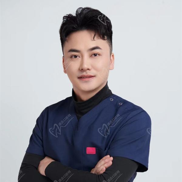 蔡躍波醫(yī)生簡介