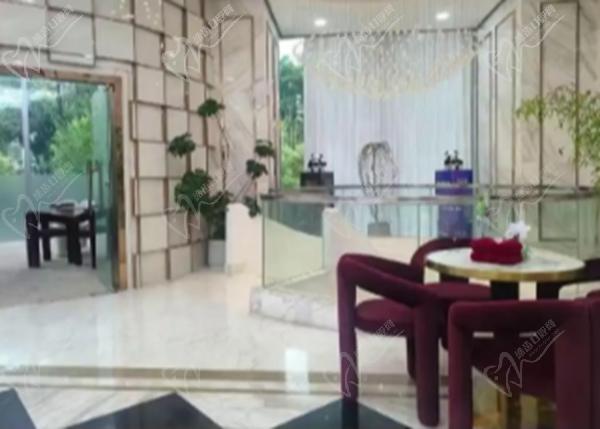 重慶萊恩醫(yī)療美容醫(yī)院